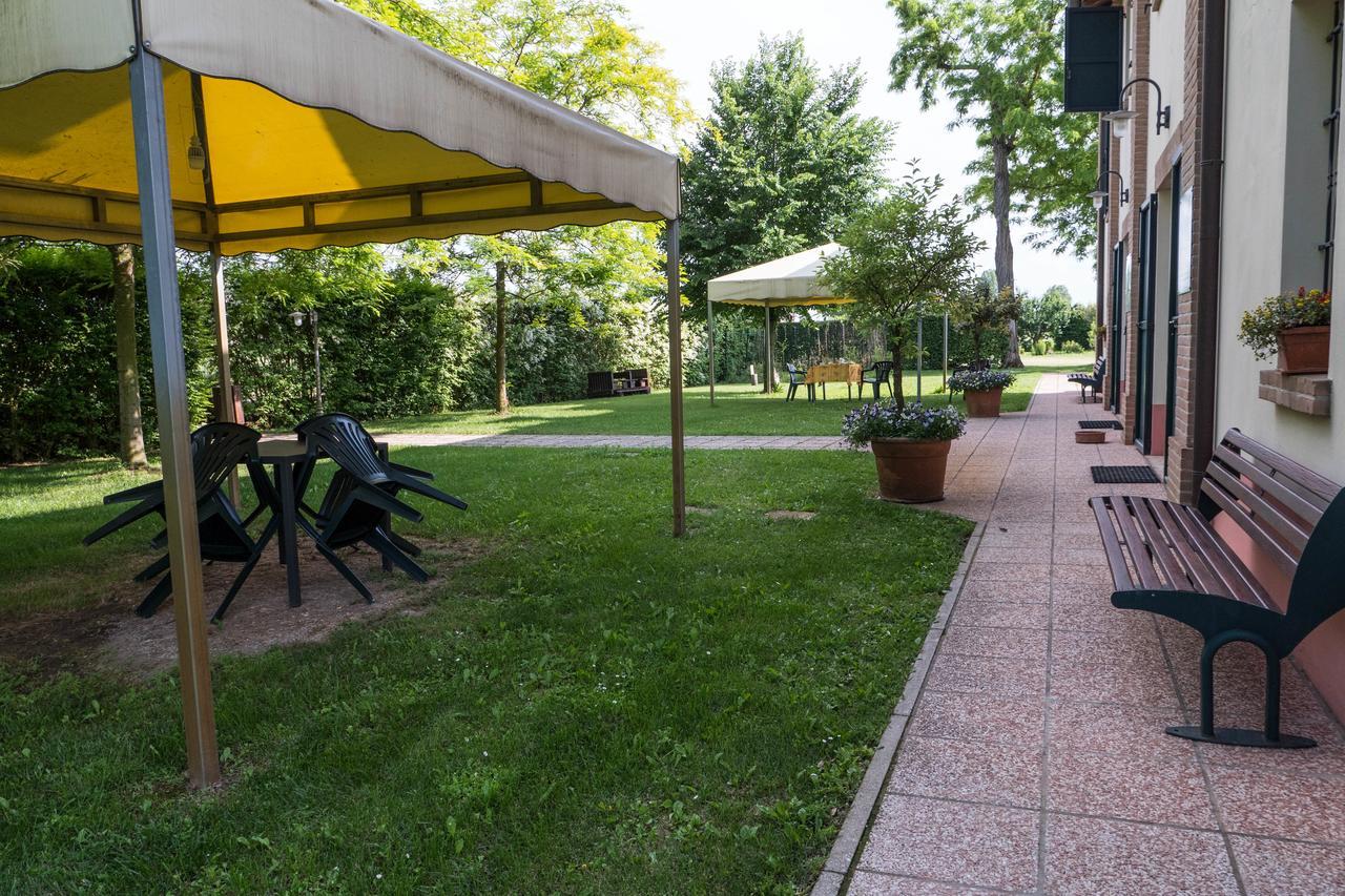 Agriturismo Alla Casella Ferrara Exterior photo